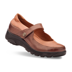 Women's Lulu Brown Flats | GravityDefyer.com