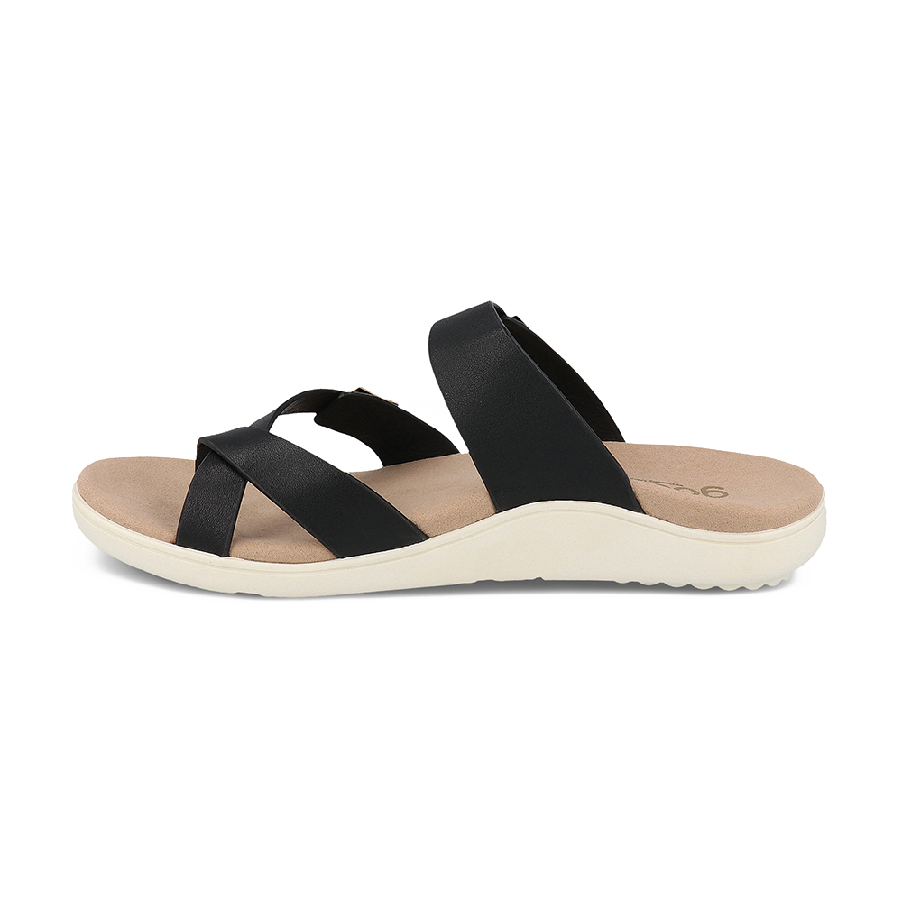 tb7220fl-womens-yontal-sandals-black